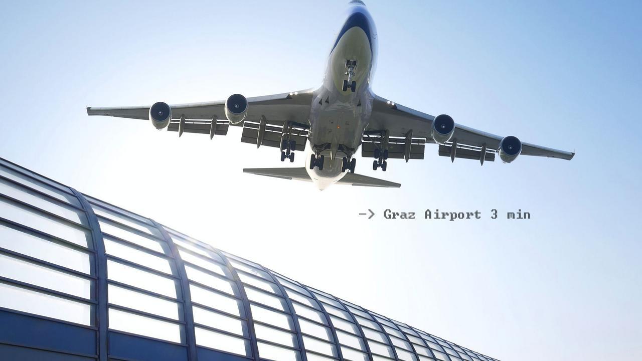 Oekotel Graz Airport Kalsdorf bei Graz Esterno foto